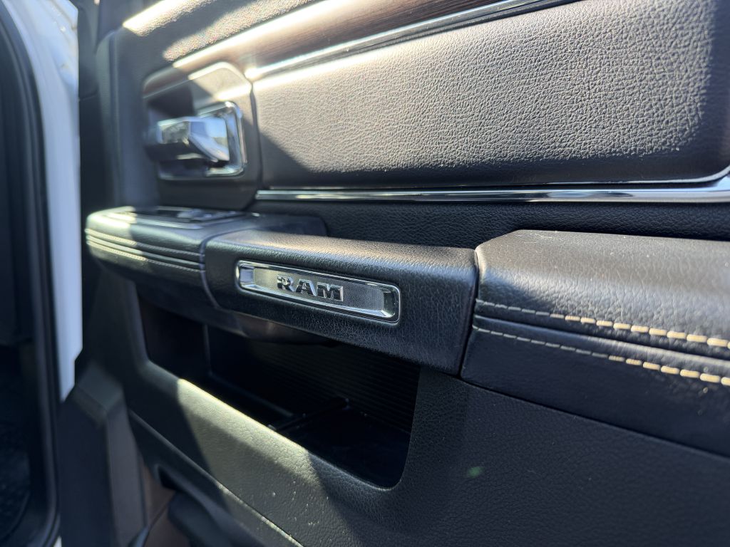 Photo 48 of this RAM 1500