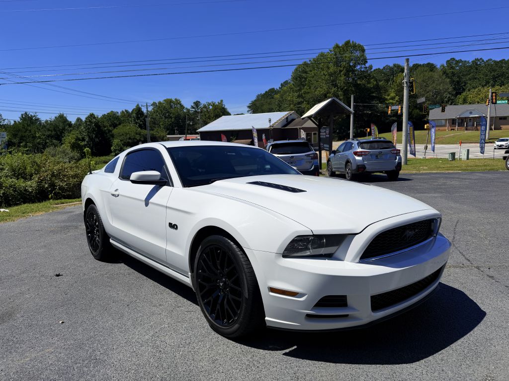 Photo 4 of this FORD MUSTANG