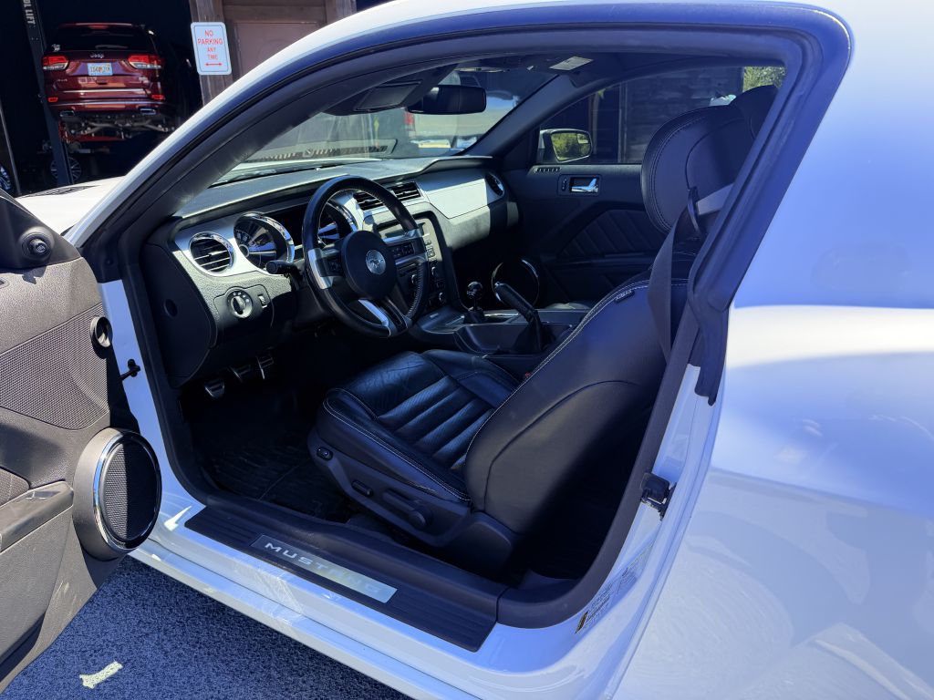 Photo 20 of this FORD MUSTANG