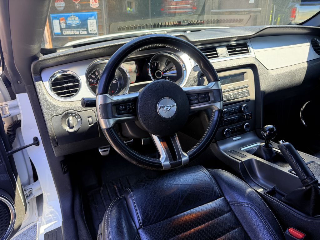 Photo 22 of this FORD MUSTANG
