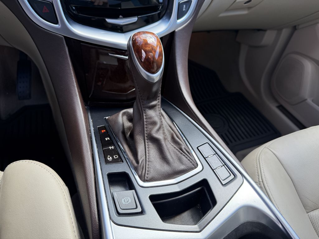 Photo 18 of this CADILLAC SRX