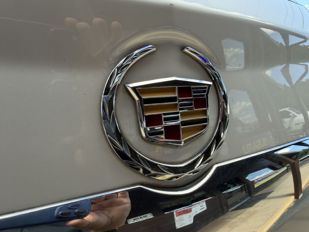 Photo 32 of this CADILLAC SRX