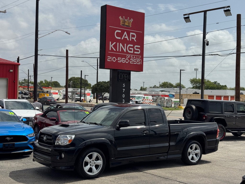 Black 2005 Toyota Tacoma Pickup Truck Rear-Wheel Drive Automatic