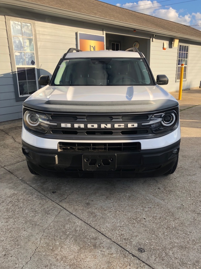 View vehicle photo 3