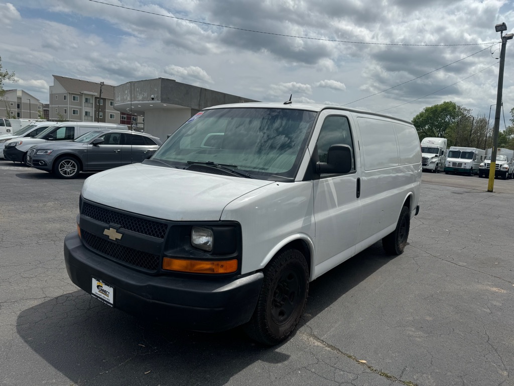 Photo 12 of this CHEVROLET EXPRESS G2500