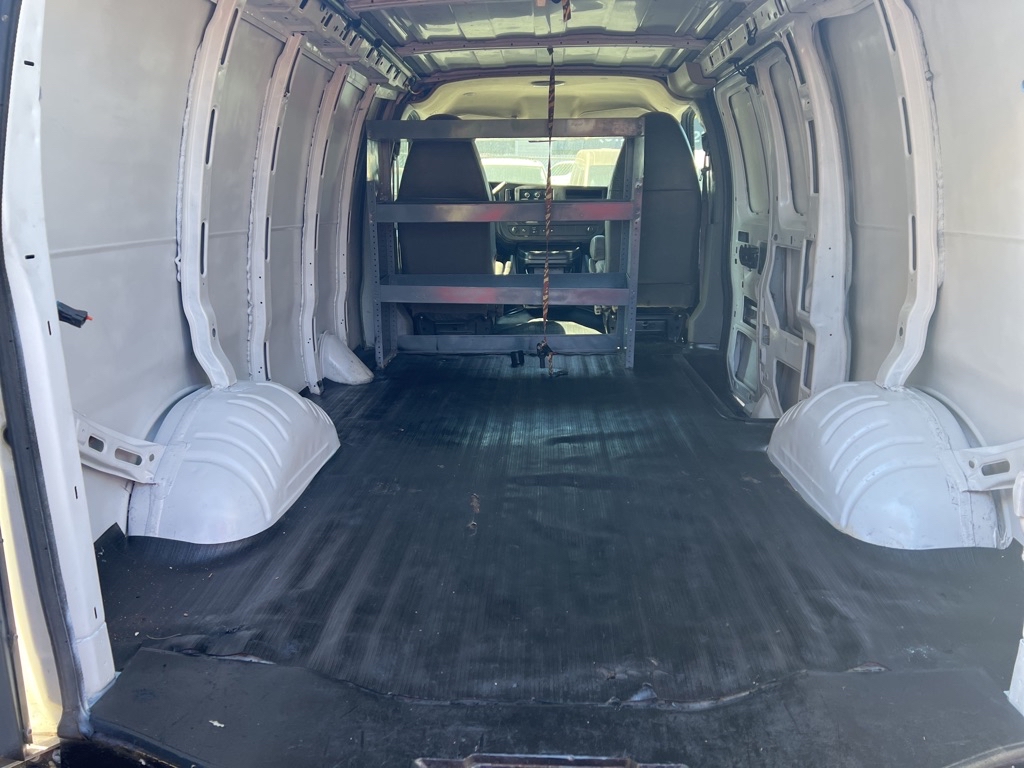 Photo 8 of this CHEVROLET EXPRESS G2500