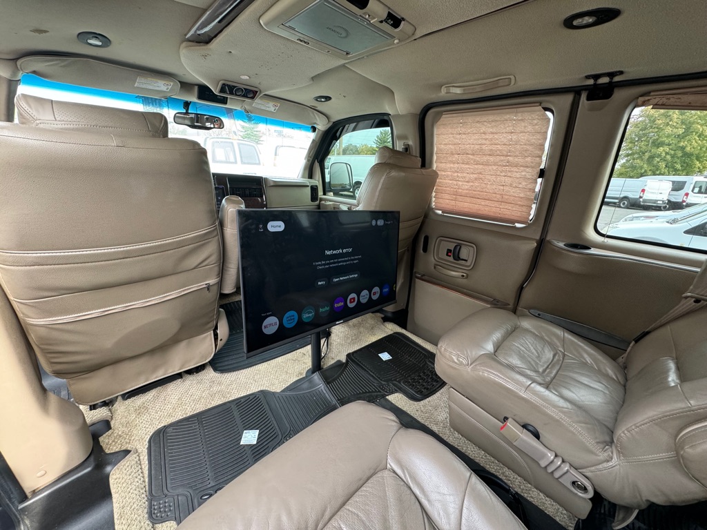 Photo 18 of this CHEVROLET EXPRESS G1500