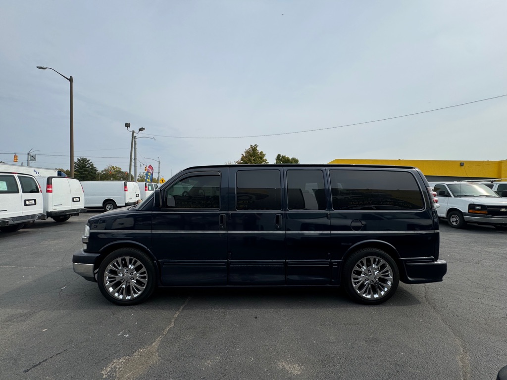 Photo 5 of this CHEVROLET EXPRESS G1500