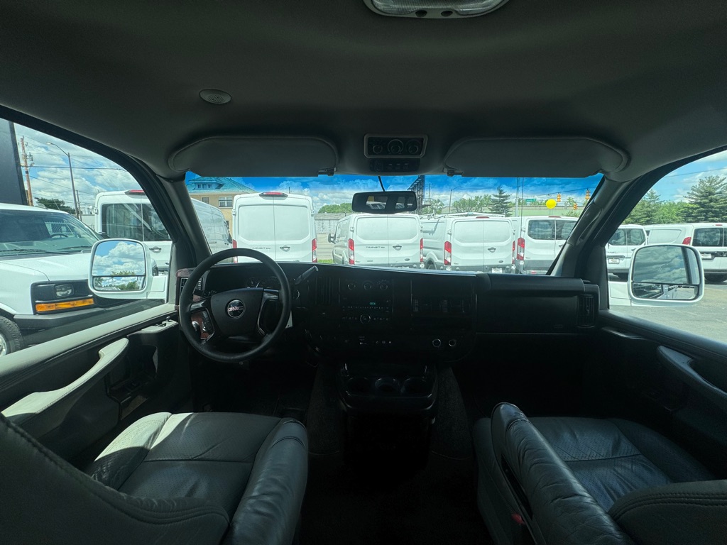 Photo 14 of this GMC SAVANA