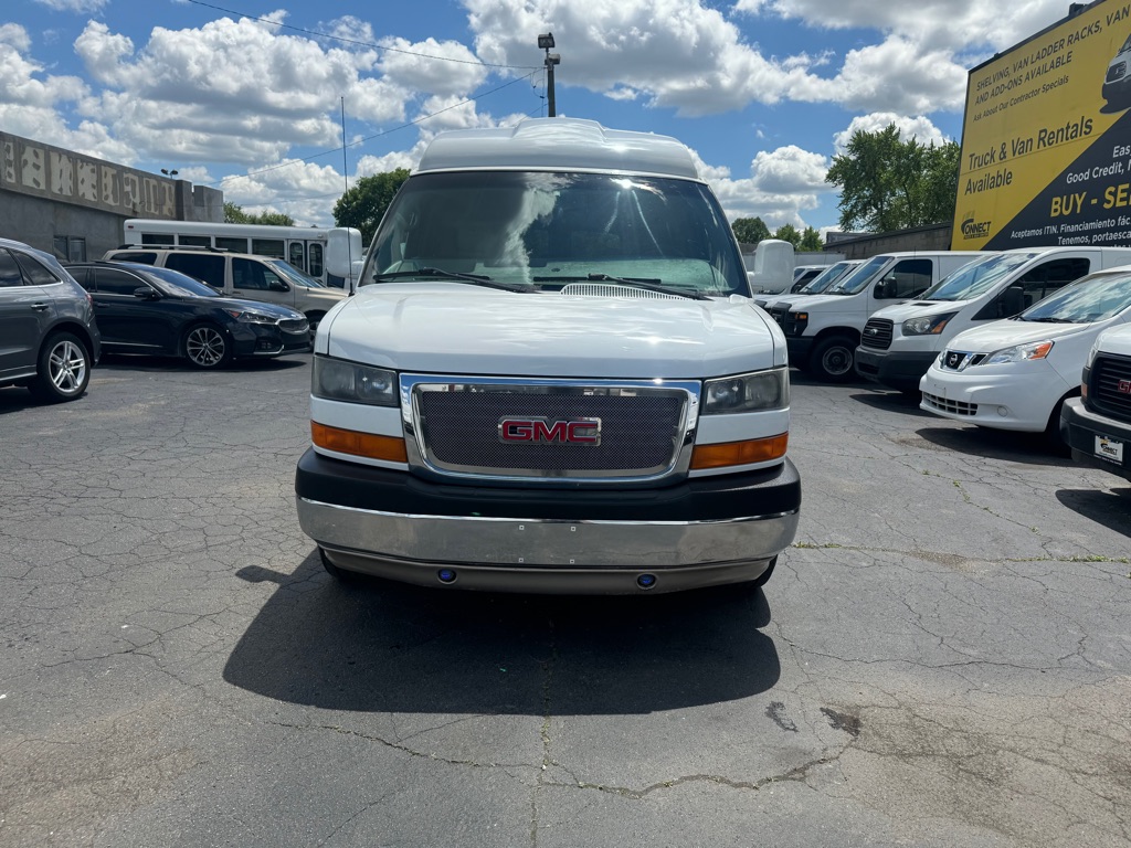 Photo 3 of this GMC SAVANA