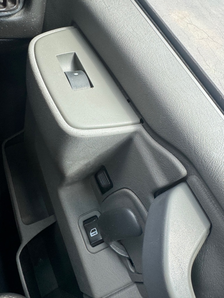 Photo 17 of this GMC SAVANA