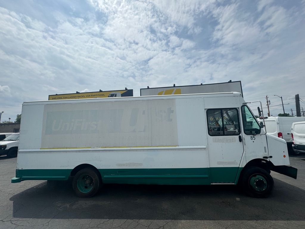 Photo 5 of this WORKHORSE CUSTOM CHA COMMERCIAL CHAS