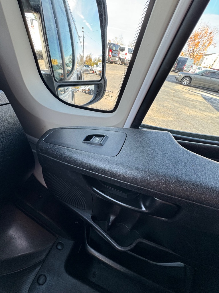 Photo 16 of this RAM PROMASTER 1500