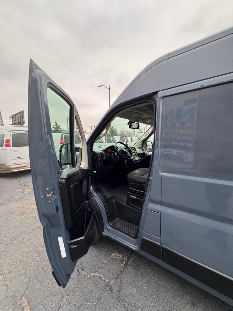 Photo 9 of this RAM PROMASTER 2500