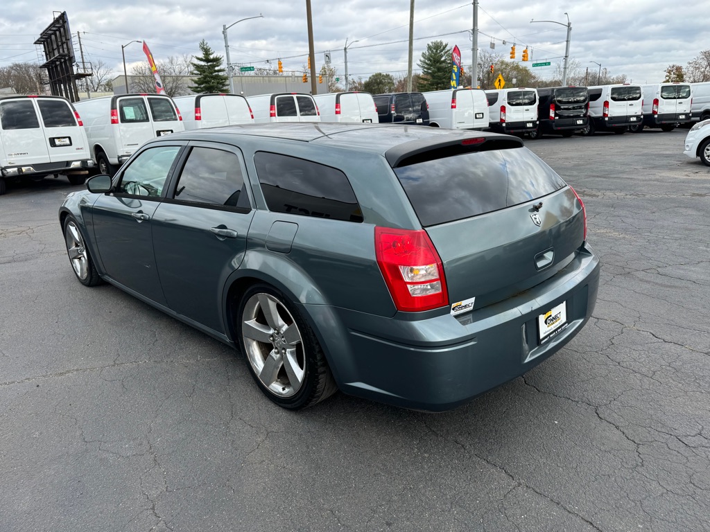 Photo 6 of this DODGE MAGNUM