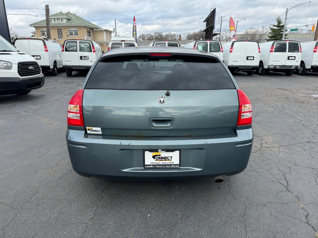 Photo 7 of this DODGE MAGNUM