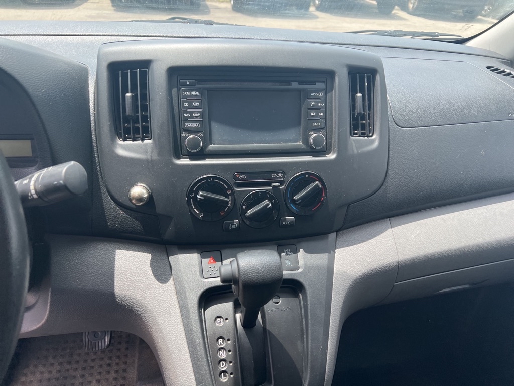 Photo 5 of this NISSAN NV200