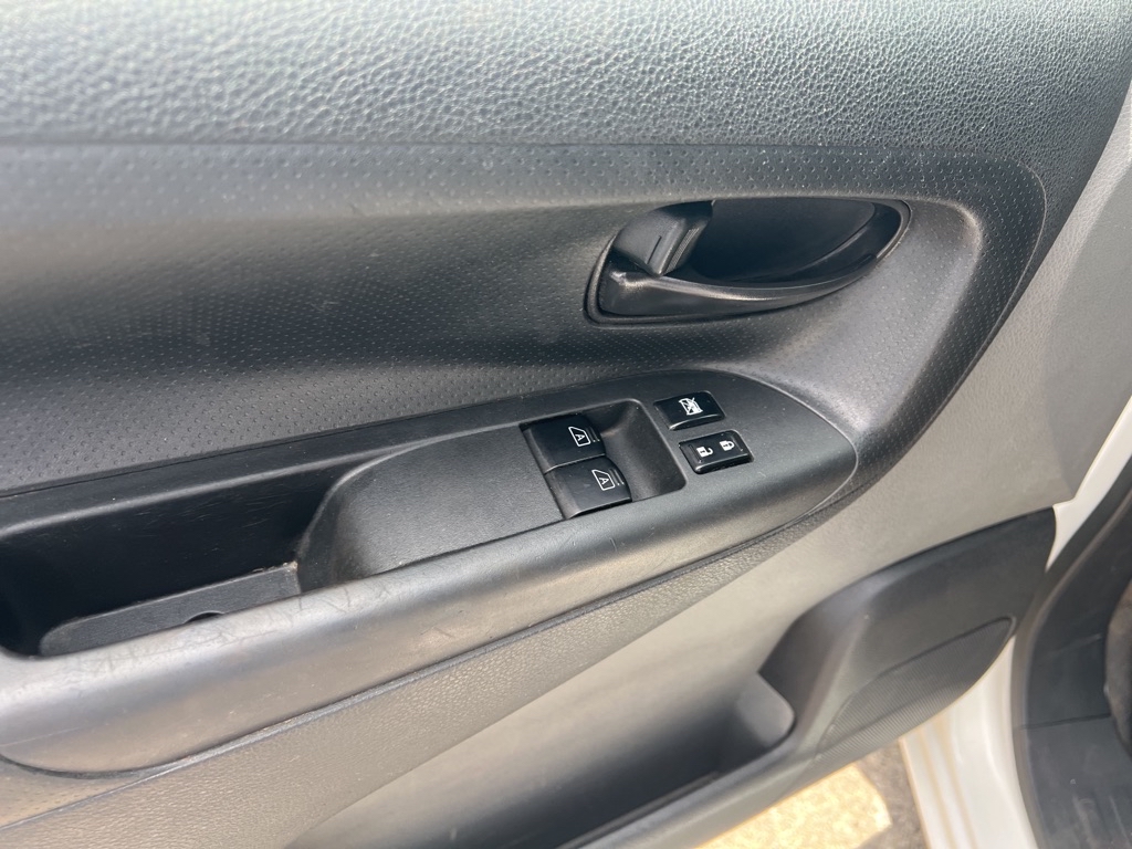 Photo 6 of this NISSAN NV200