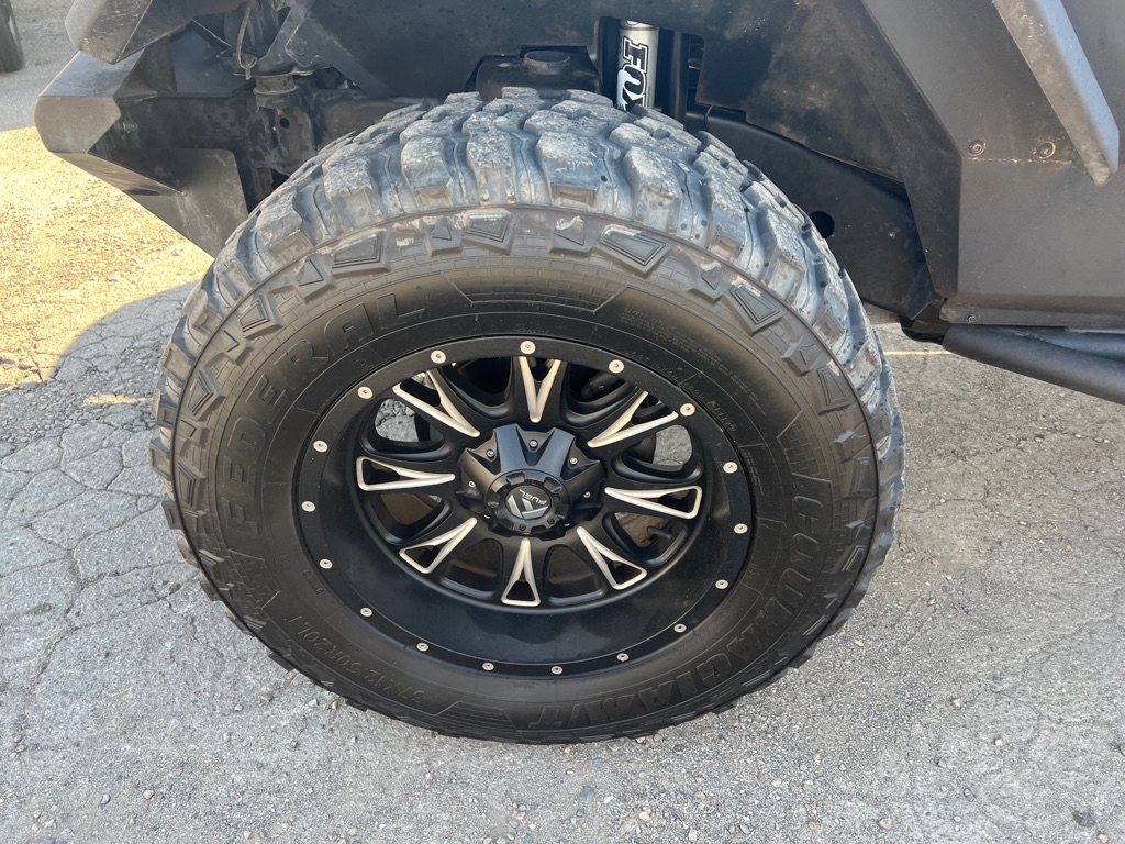 Photo 12 of this JEEP WRANGLER UNLIMI