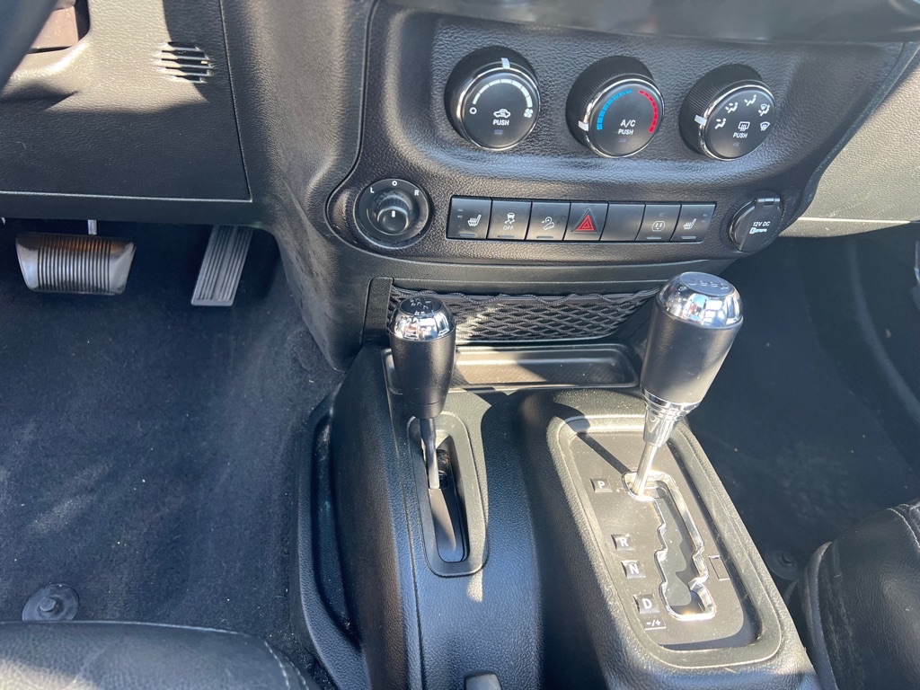 Photo 10 of this JEEP WRANGLER UNLIMI