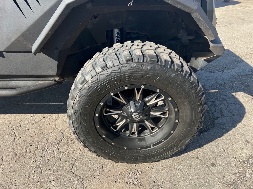 Photo 14 of this JEEP WRANGLER UNLIMI