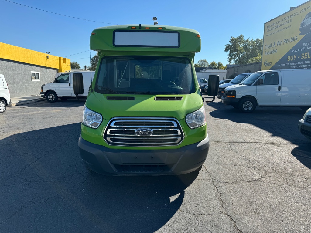 Photo 3 of this FORD TRANSIT