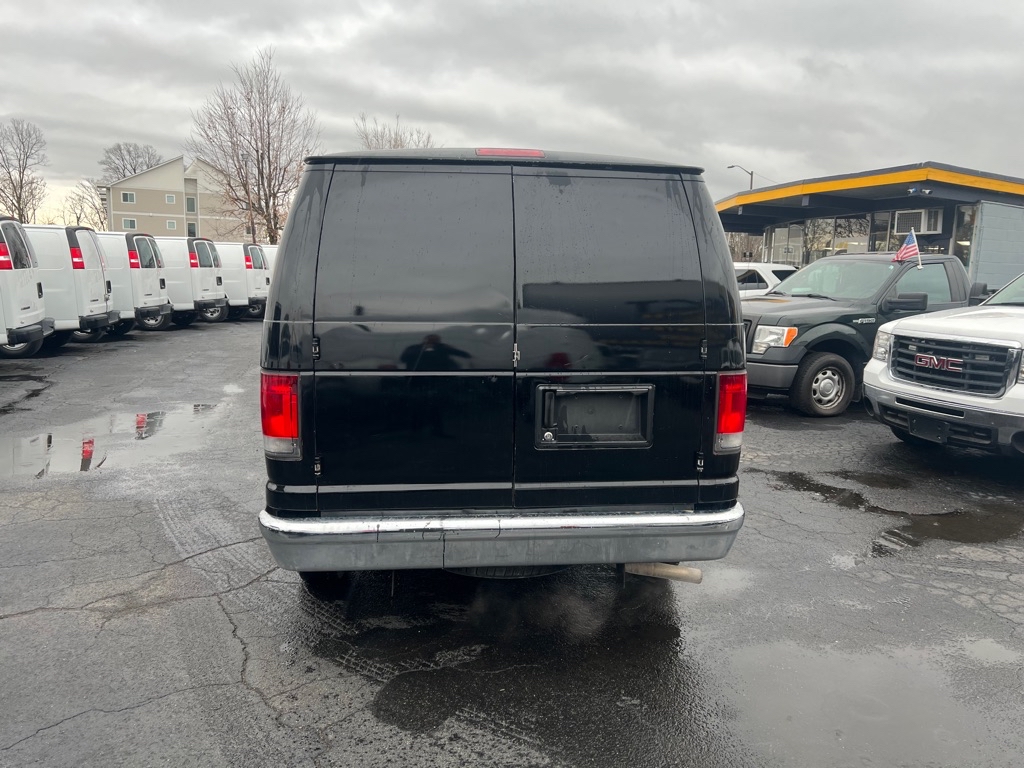 Photo 2 of this FORD ECONOLINE
