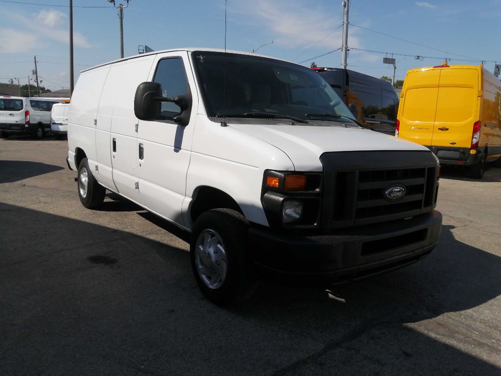 Photo 3 of this FORD ECONOLINE