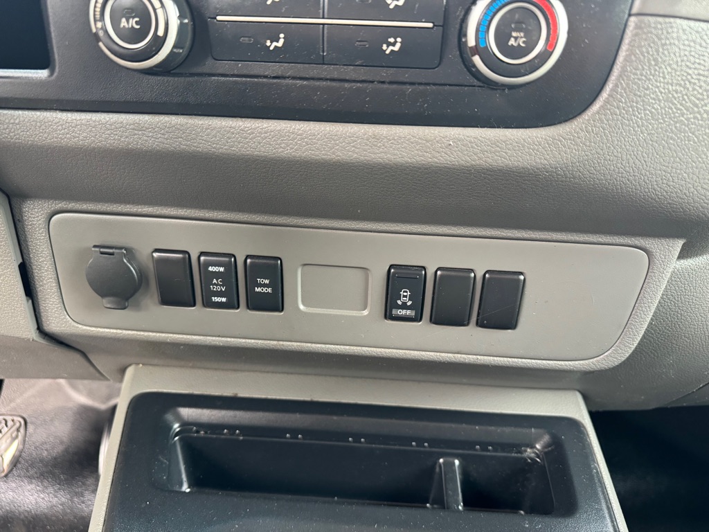 Photo 17 of this NISSAN NV