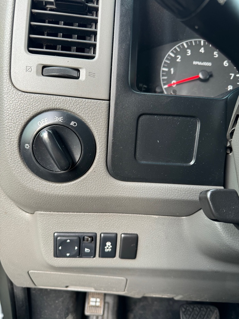 Photo 16 of this NISSAN NV