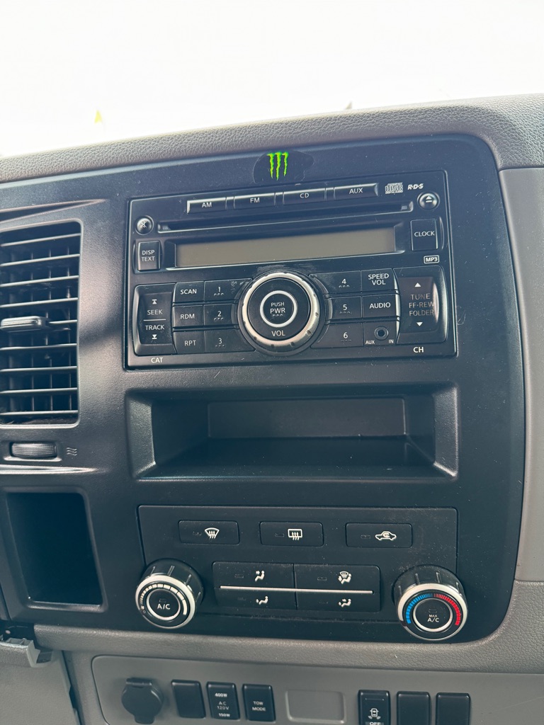 Photo 18 of this NISSAN NV