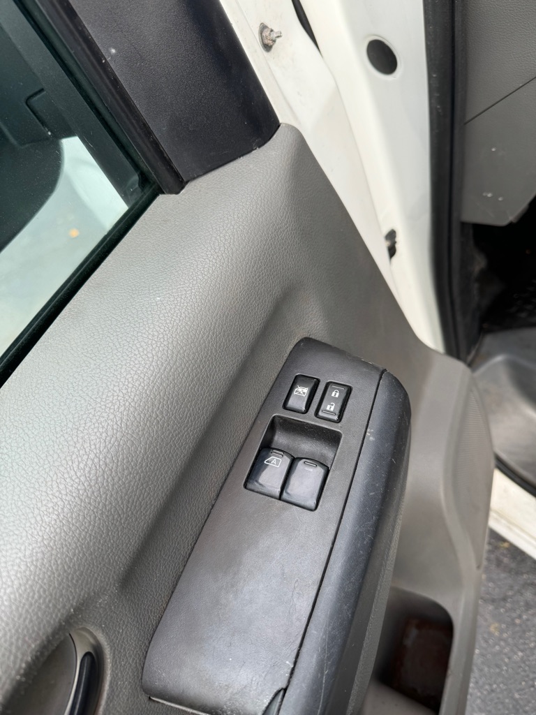 Photo 13 of this NISSAN NV