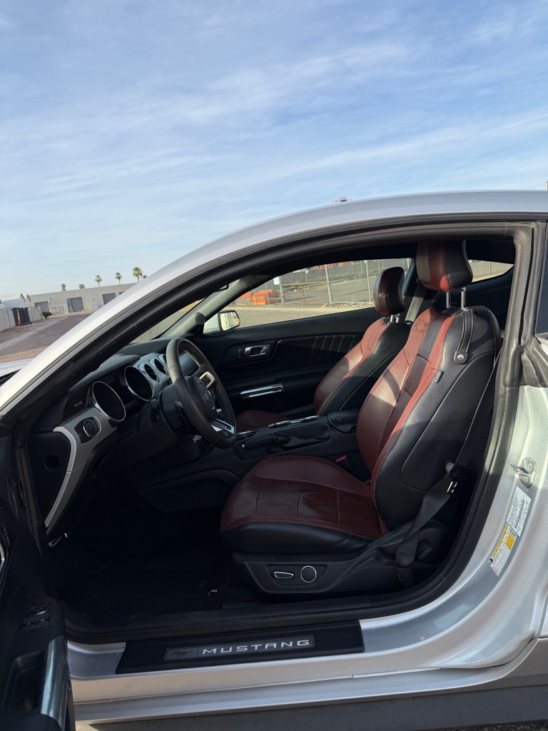 2015 Ford Mustang EcoBoost Premium - Photo 7