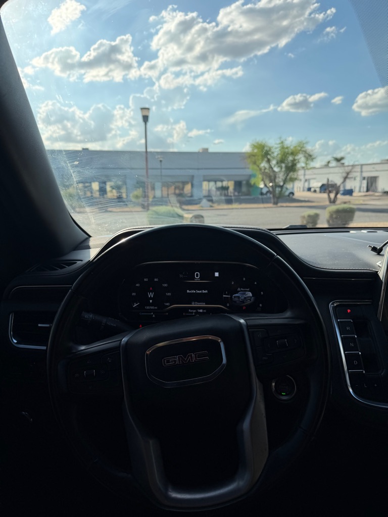 2023 GMC Yukon XL SLT - Photo 12