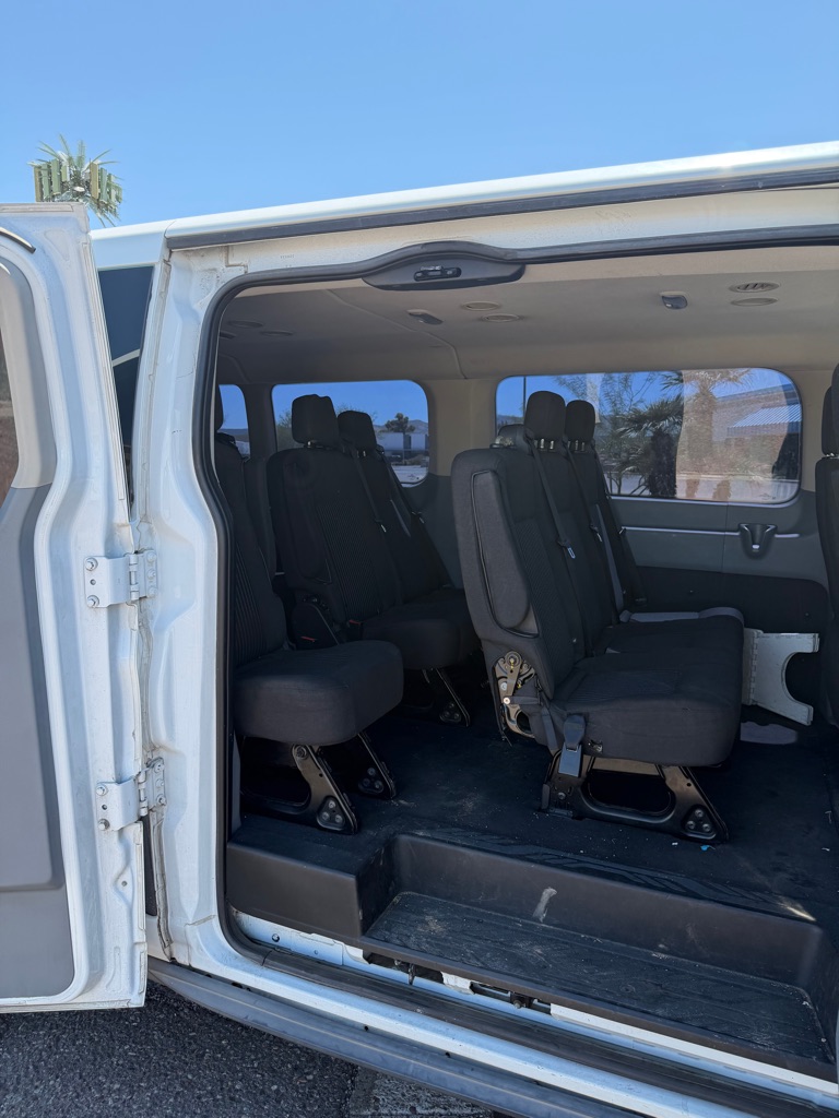 2016 Ford Transit XLT - Photo 9