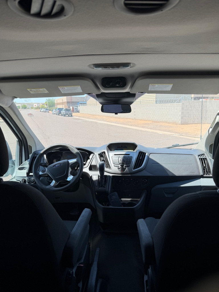 2016 Ford Transit XLT - Photo 8