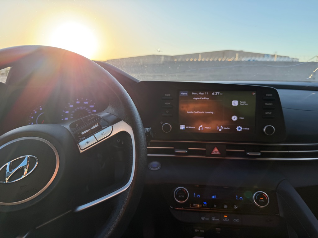 2023 Hyundai Elantra SEL - Photo 8