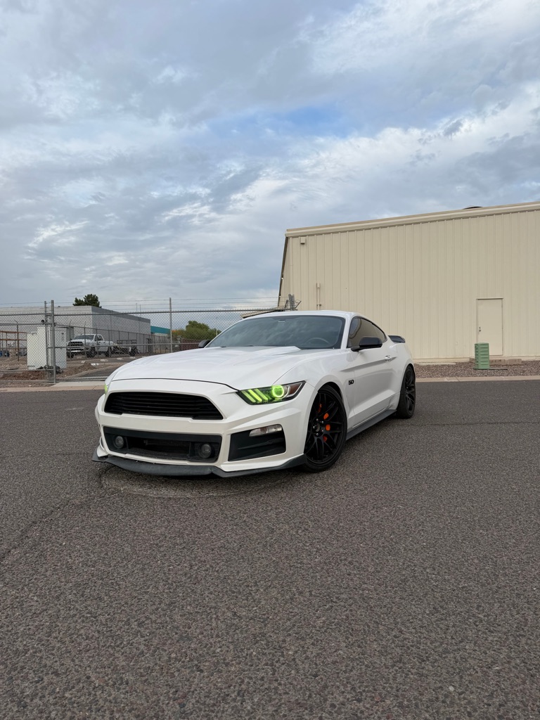 2017 Ford Mustang GT Coupe's photo