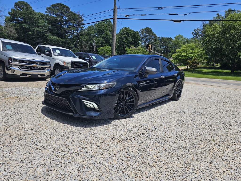 Gray 2018 Toyota Camry XSE Sedan Front-Wheel Drive Automatic