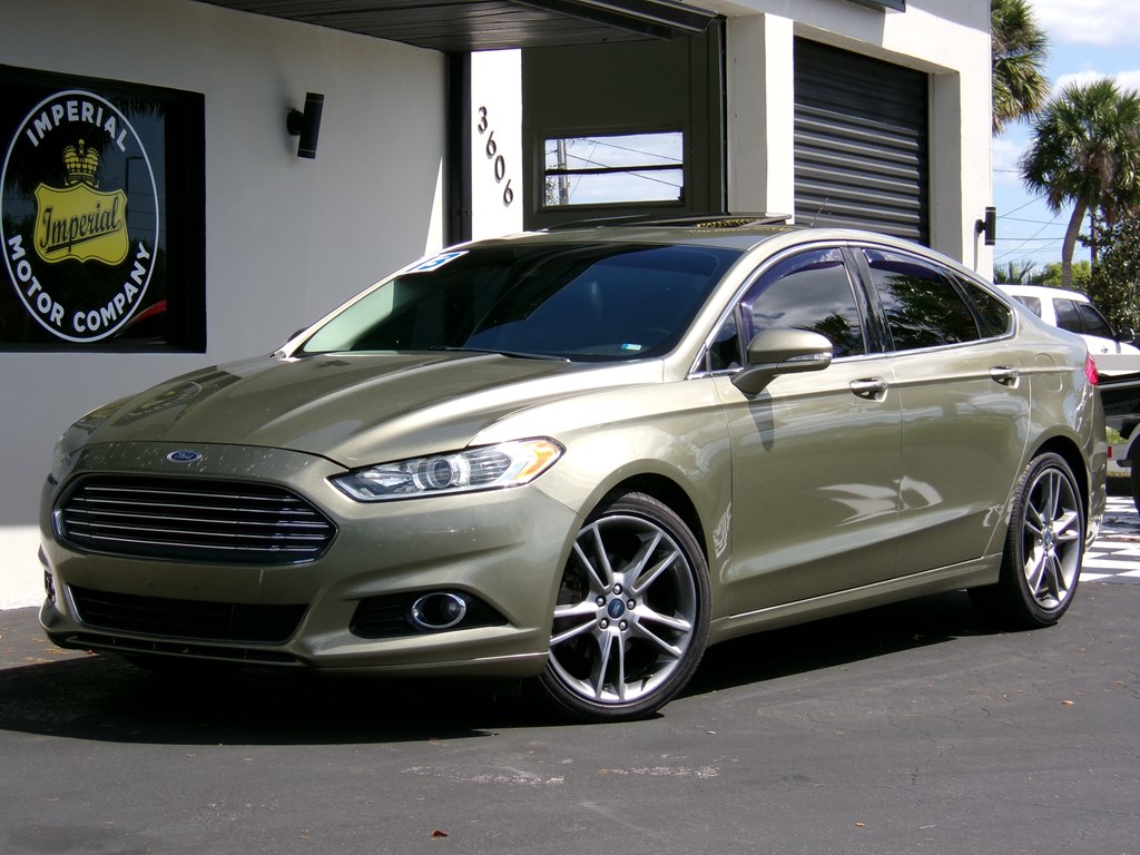 Green 2013 Ford Fusion Titanium Sedan Front-Wheel Drive 6-Speed Automatic
