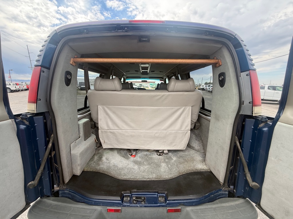 Photo 8 of this GMC CONVERSION SAVANA