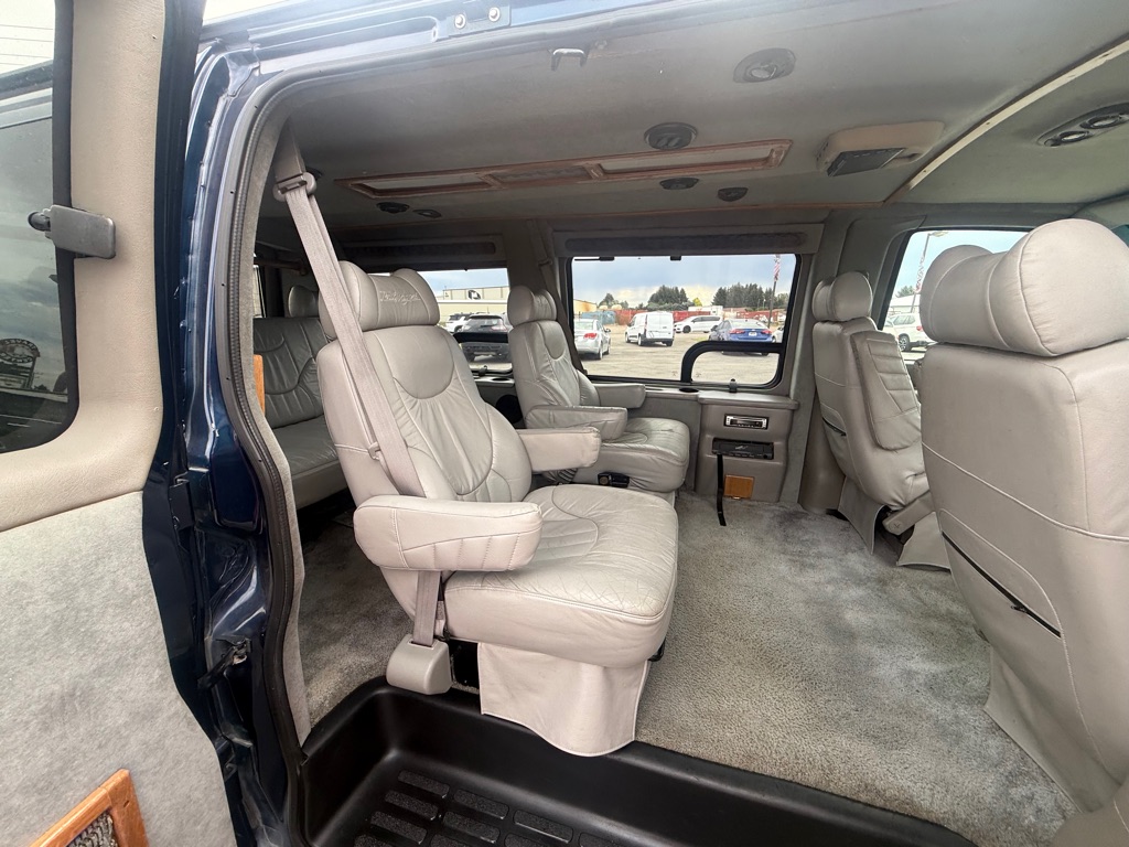 Photo 12 of this GMC CONVERSION SAVANA