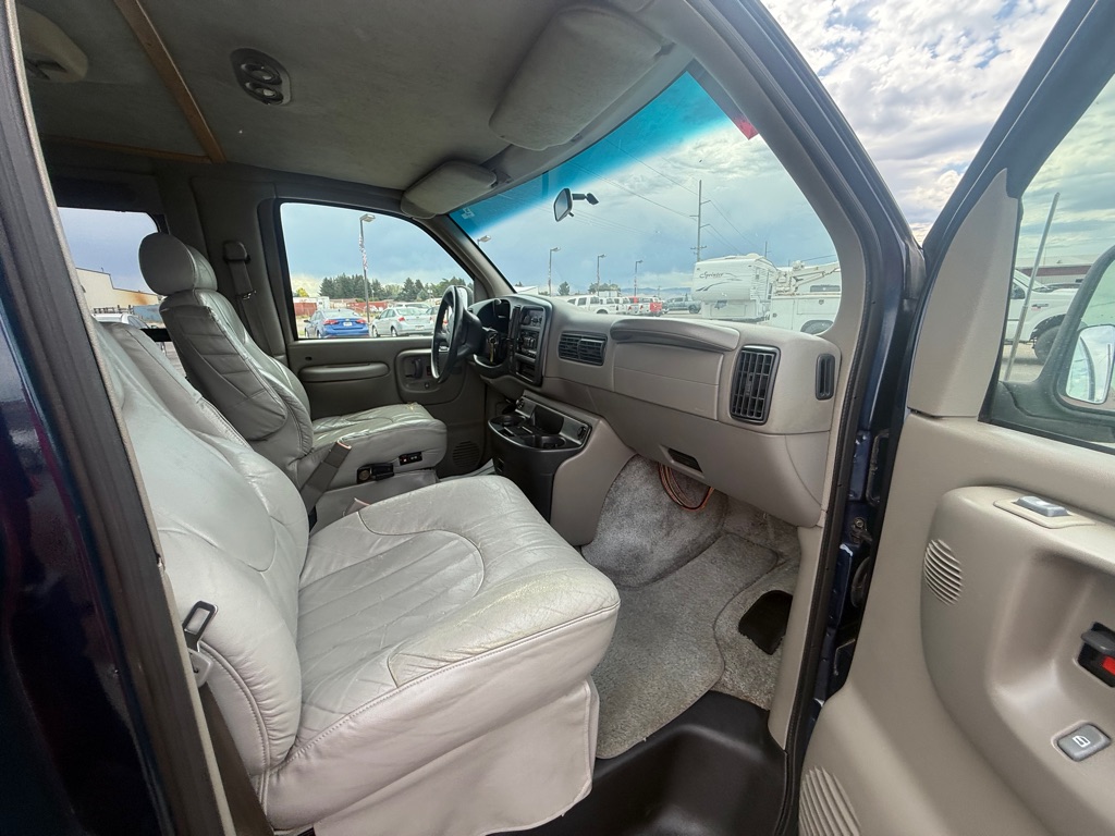 Photo 9 of this GMC CONVERSION SAVANA