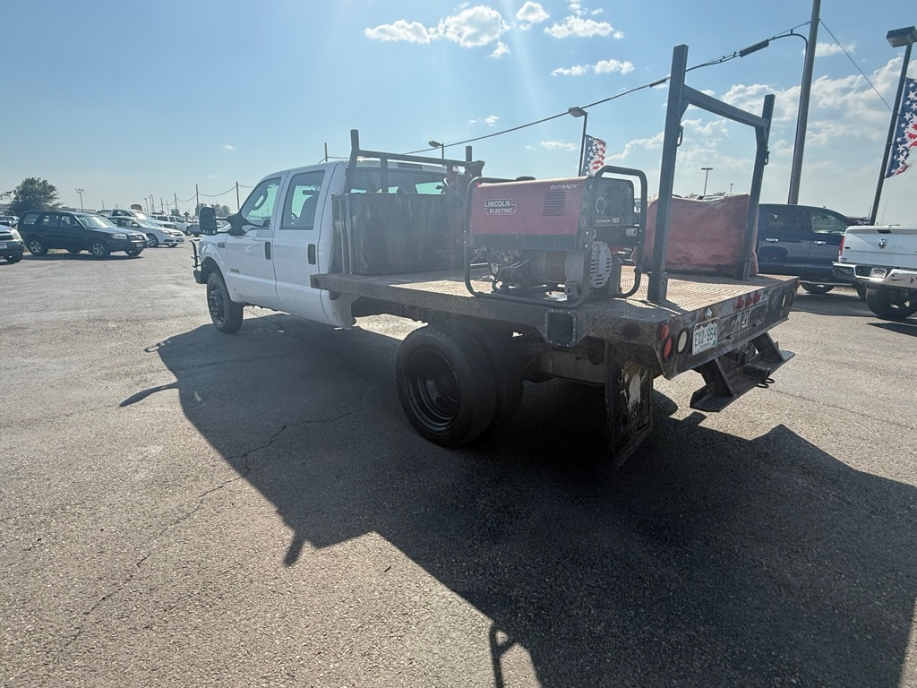 Photo 4 of this FORD CREW F550 4X4