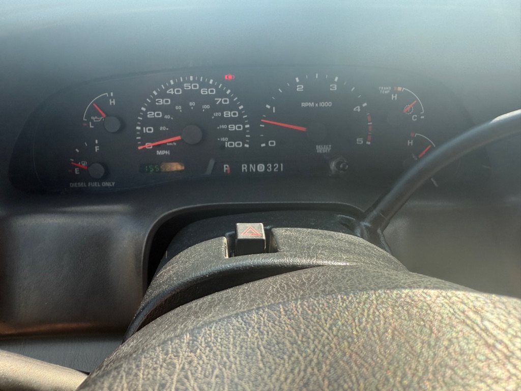 Photo 13 of this FORD CREW F550 4X4