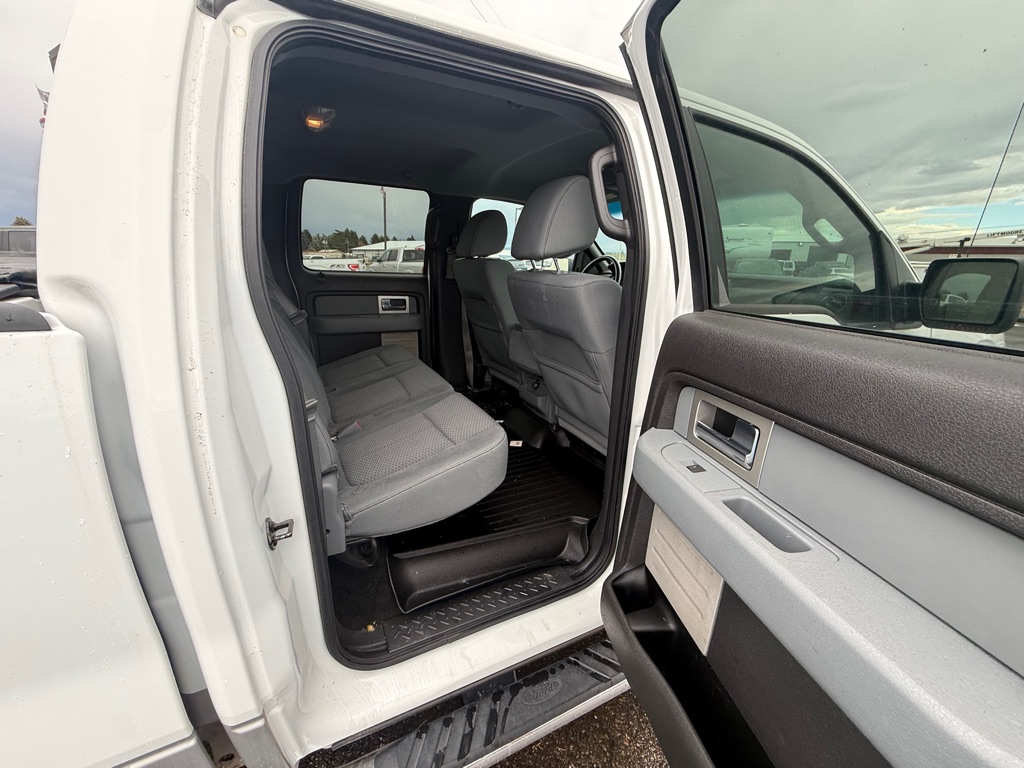 Photo 9 of this FORD CREW F150 XLT