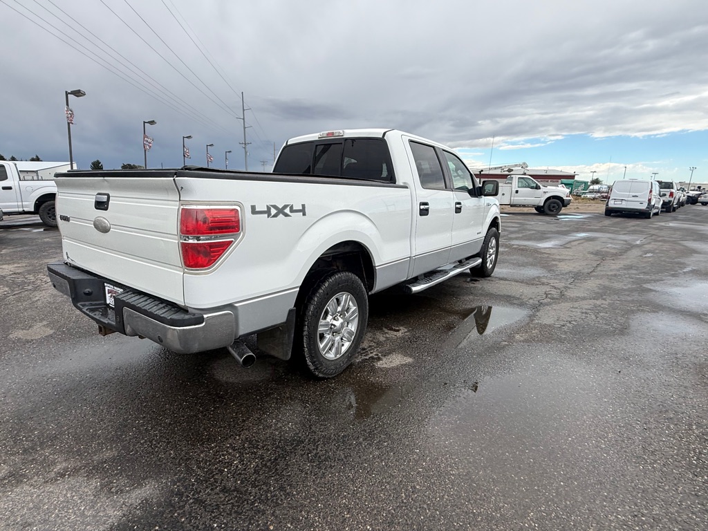 Photo 5 of this FORD CREW F150 XLT
