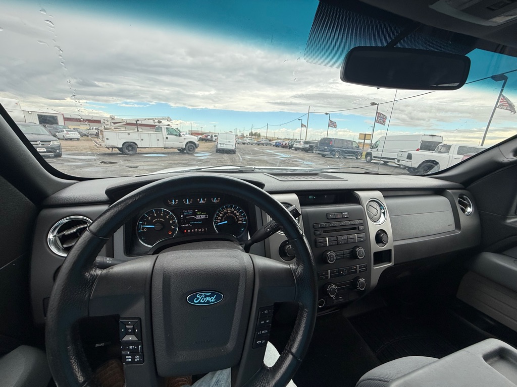 Photo 11 of this FORD CREW F150 XLT