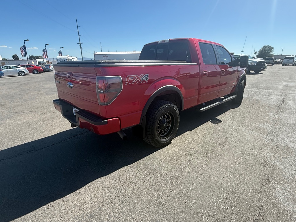 Photo 5 of this FORD CREW F150 FX4