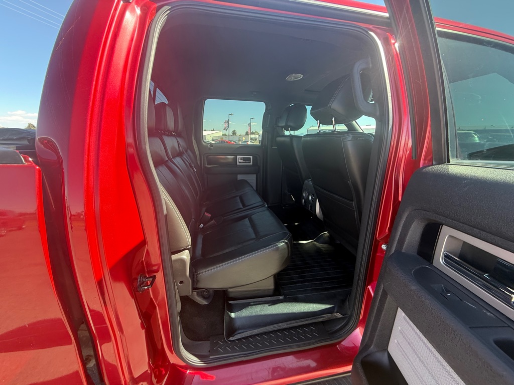 Photo 9 of this FORD CREW F150 FX4